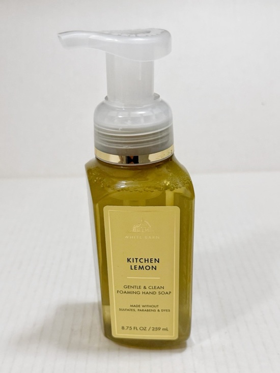 Bath & Body Works Other - New bath and body works Kitchen Lemon Foaming Hand Soap